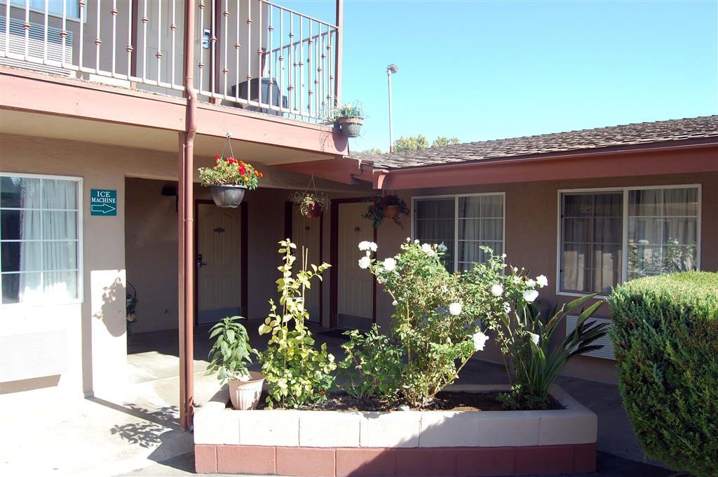 Americas Best Value Inn Los Banos Exterior foto