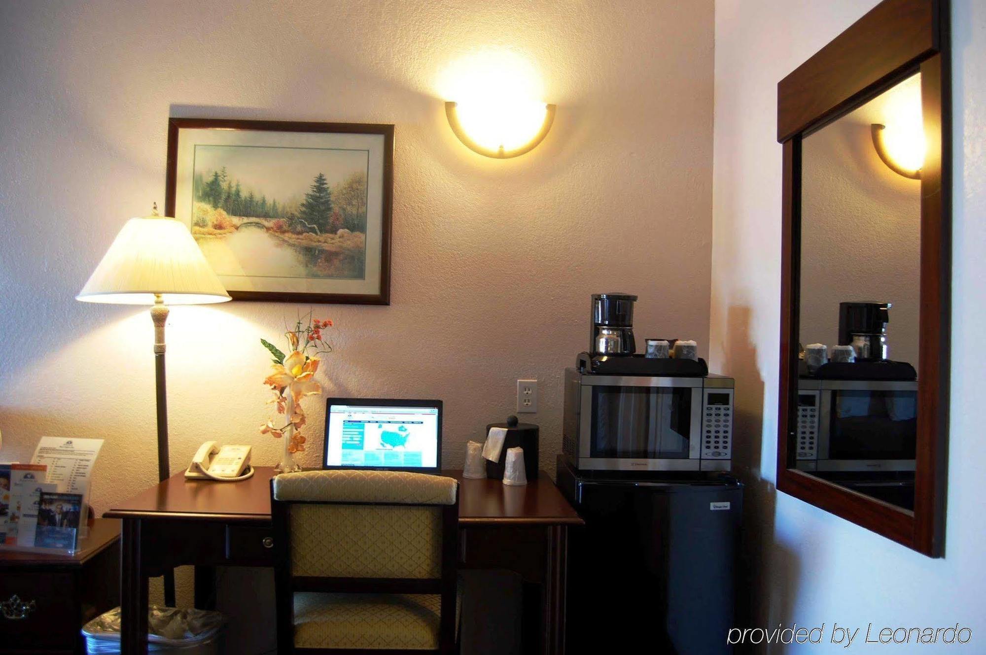 Americas Best Value Inn Los Banos Exterior foto