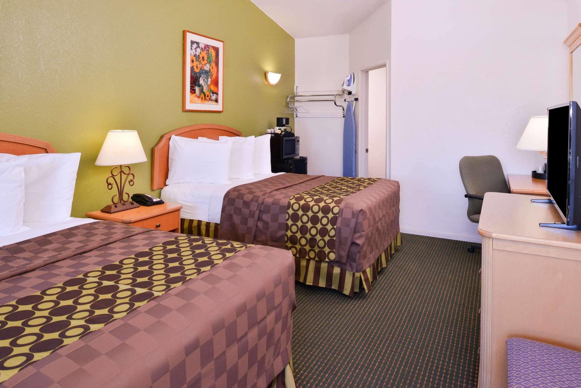 Americas Best Value Inn Los Banos Exterior foto